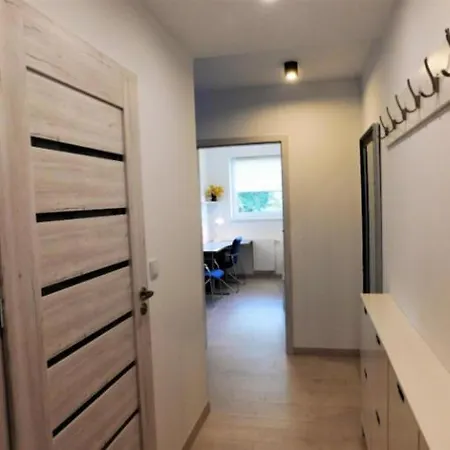 Modern Near The Park, Zoo, 2bd Kitchen Balcony Parking Appartement *