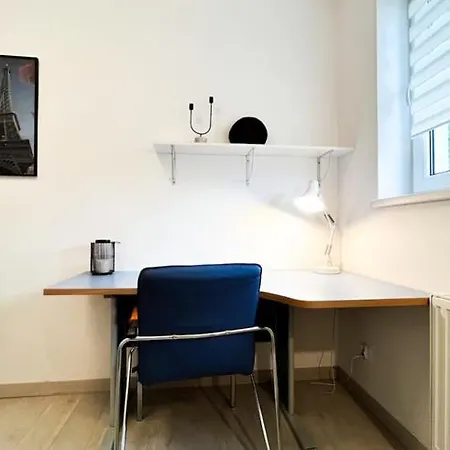 Modern Near The Park, Zoo, 2bd Kitchen Balcony Parking Apartament Wrocław