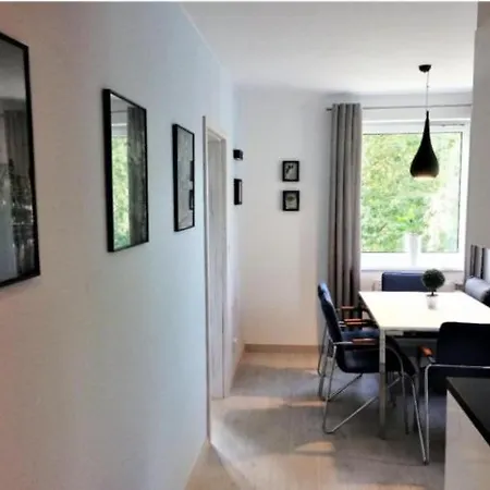 Apartament Modern Near The Park, Zoo, 2bd Kitchen Balcony Parking Wrocław